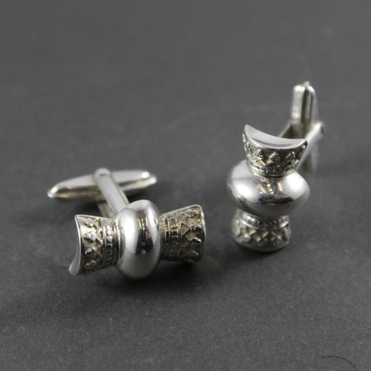 Cufflinks