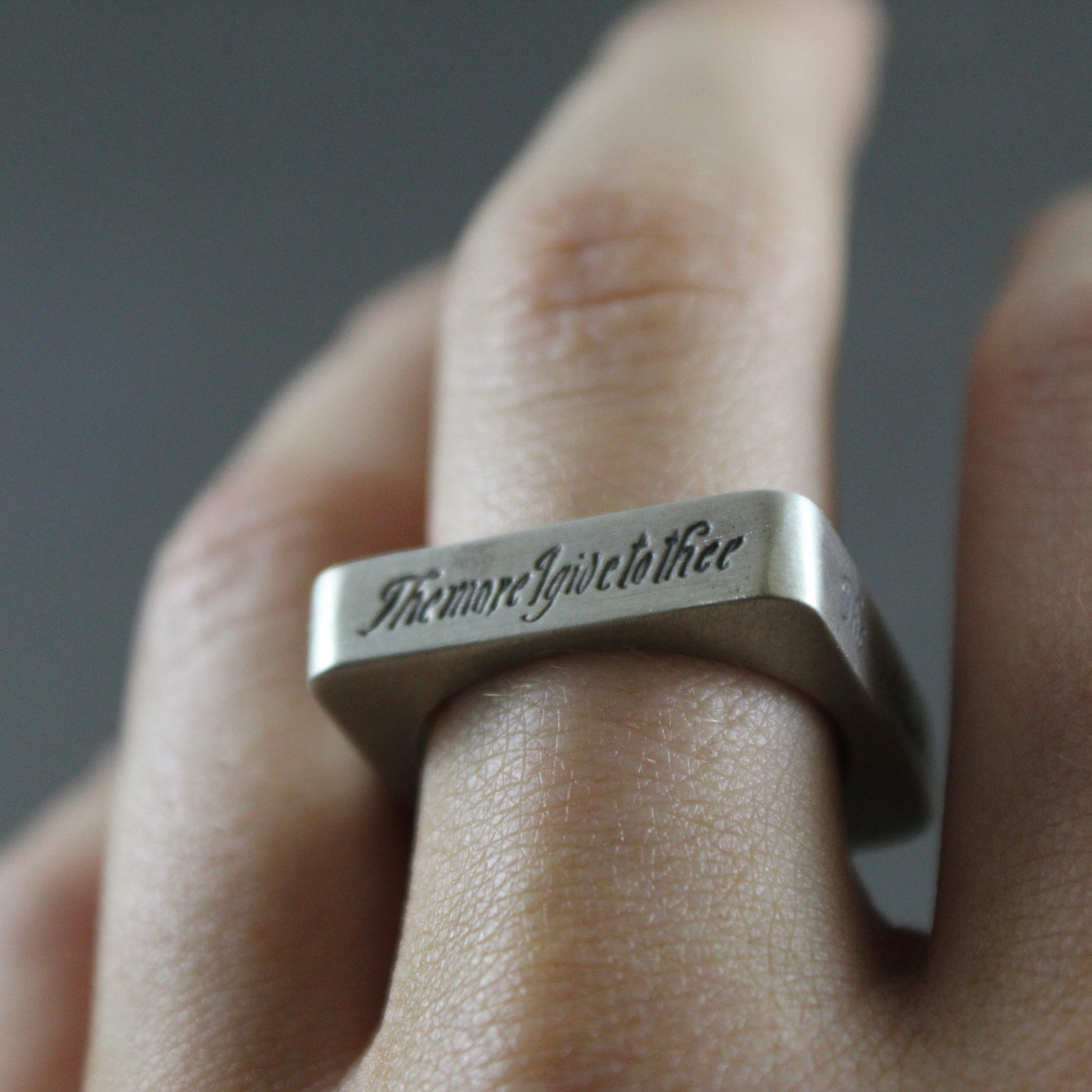 Romeo & Juliet Ring โ Thomas Goldsmiths