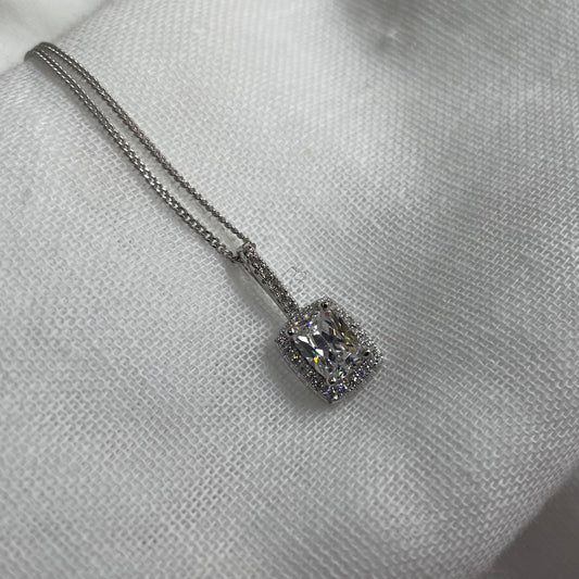 Fancy Drop Pendant