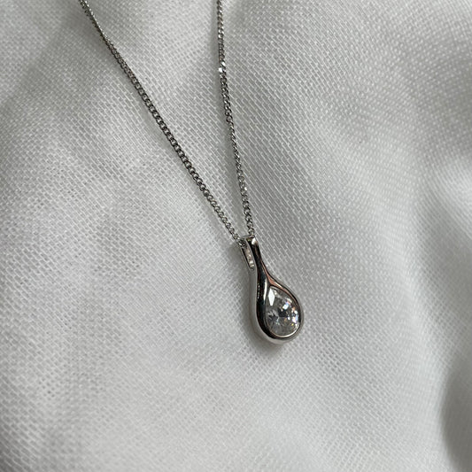 Tear Drop Pendant Necklace