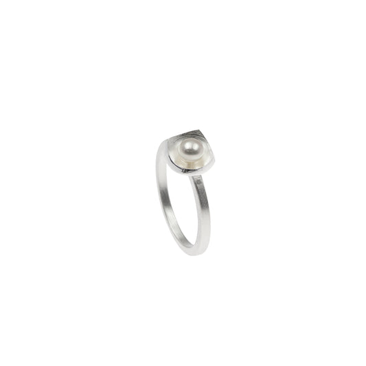 Pearl Ring